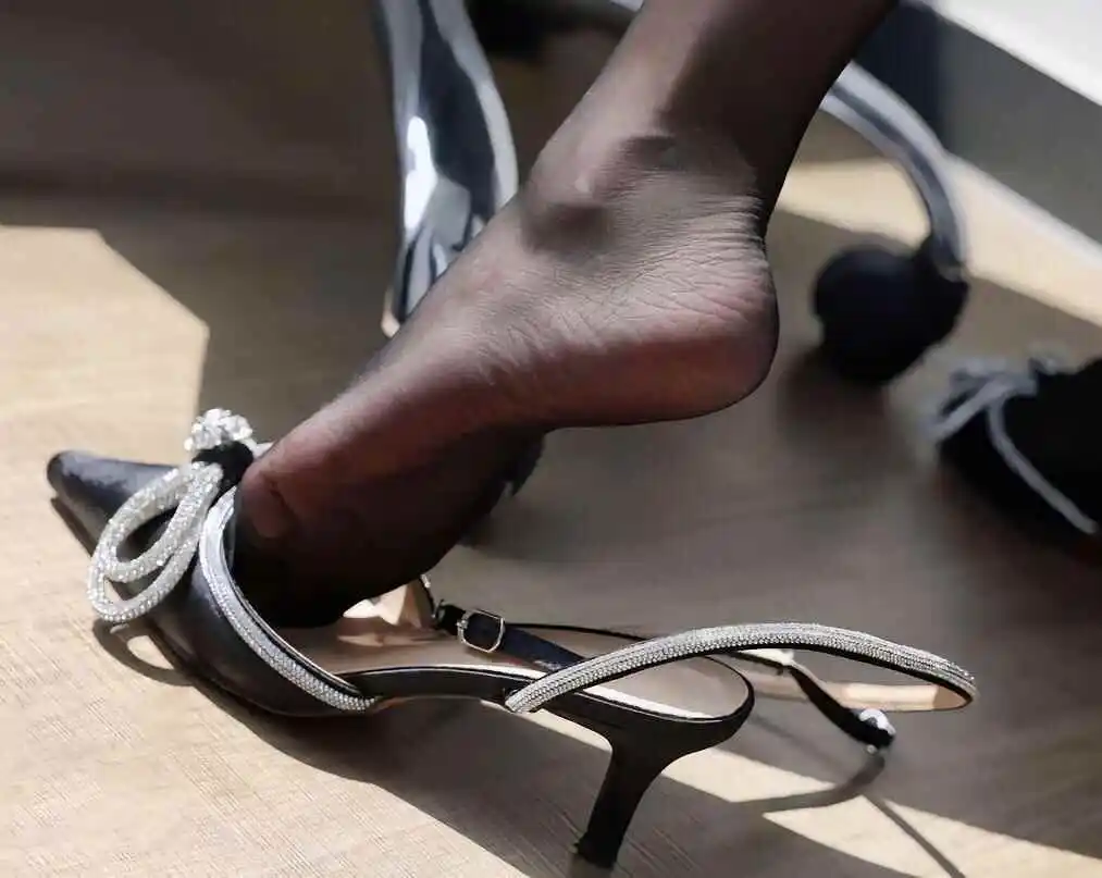 【西檬之家-字母圈】理解践踏癖：BDSM基础指南